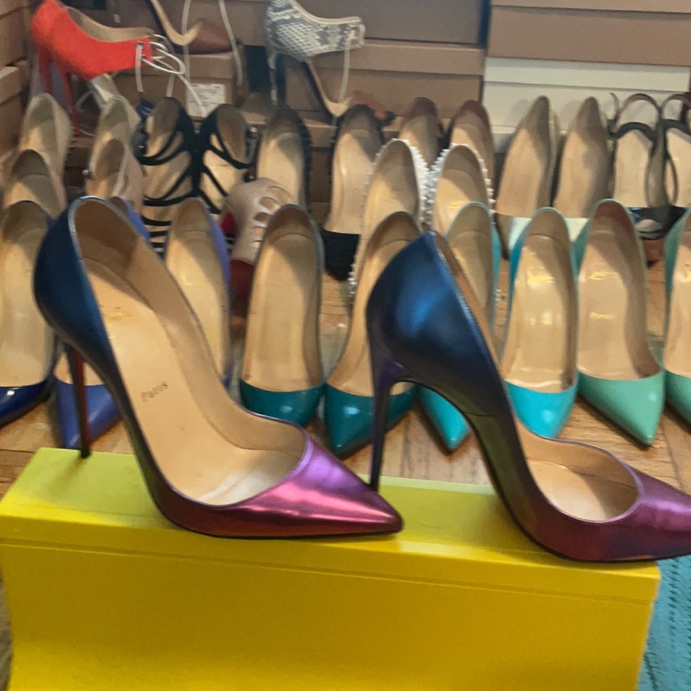 Christian louboutin so Kate in sizes 38